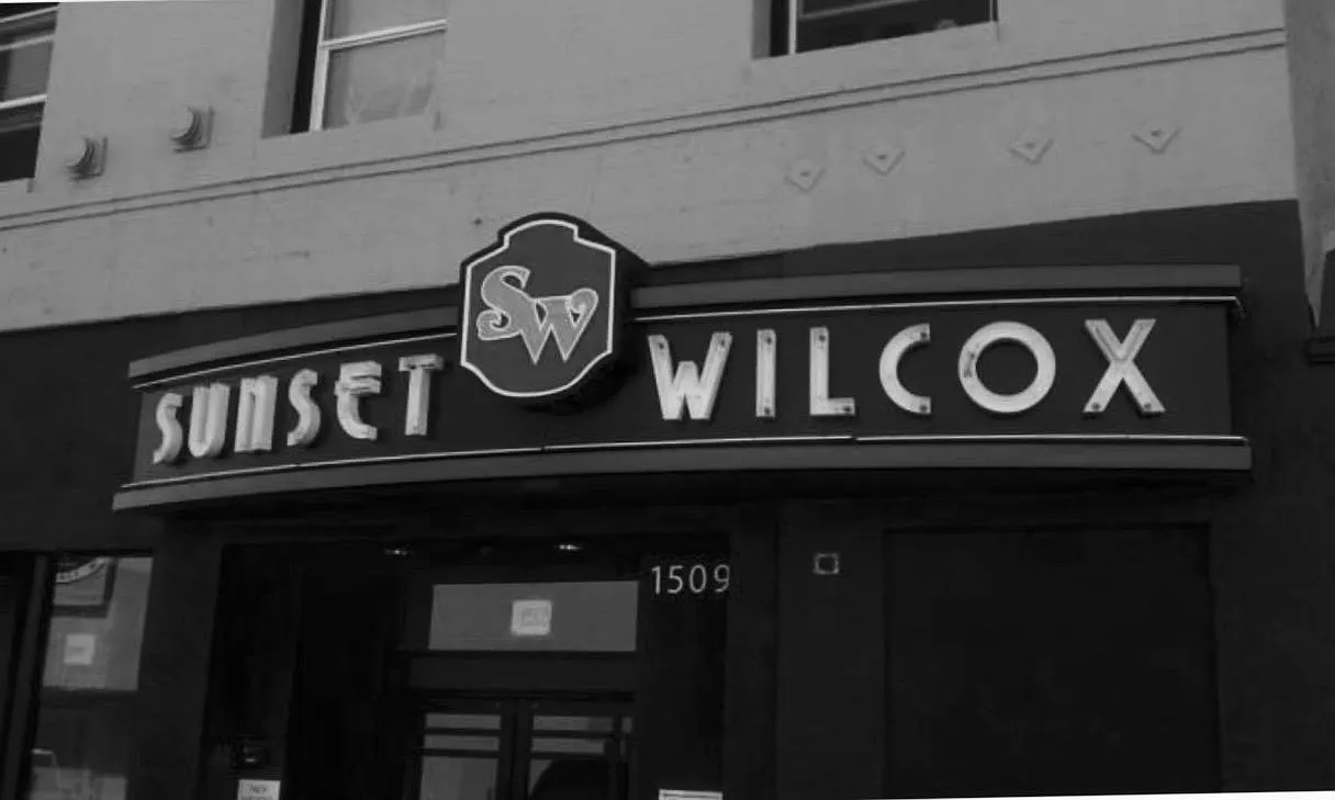 1509 Wilcox — Photo 4