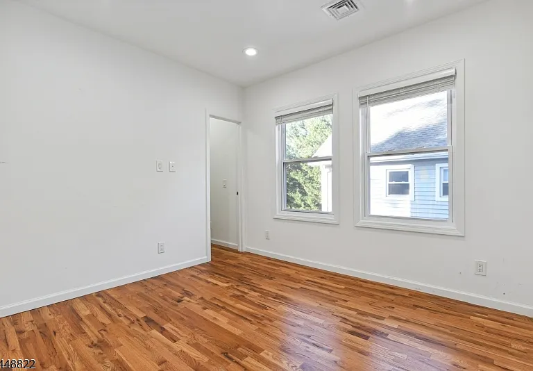 43 Howe Ave #2 — Photo 15