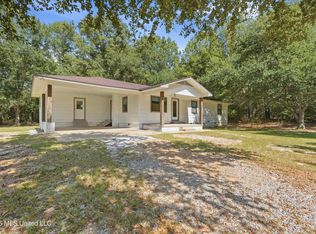 1395 Oliver Dr, Forest, MS 39074