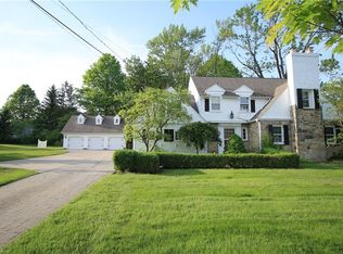 149 E Garfield Rd, Aurora, OH 44202