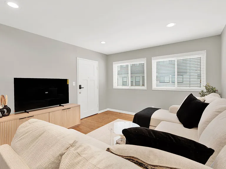 1809 W Farnum Ave #3 — Photo 10