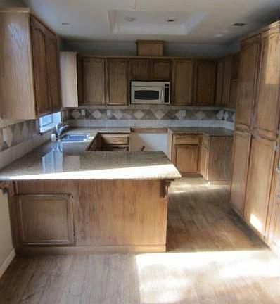 4th image of 127 Rockbolt Cir