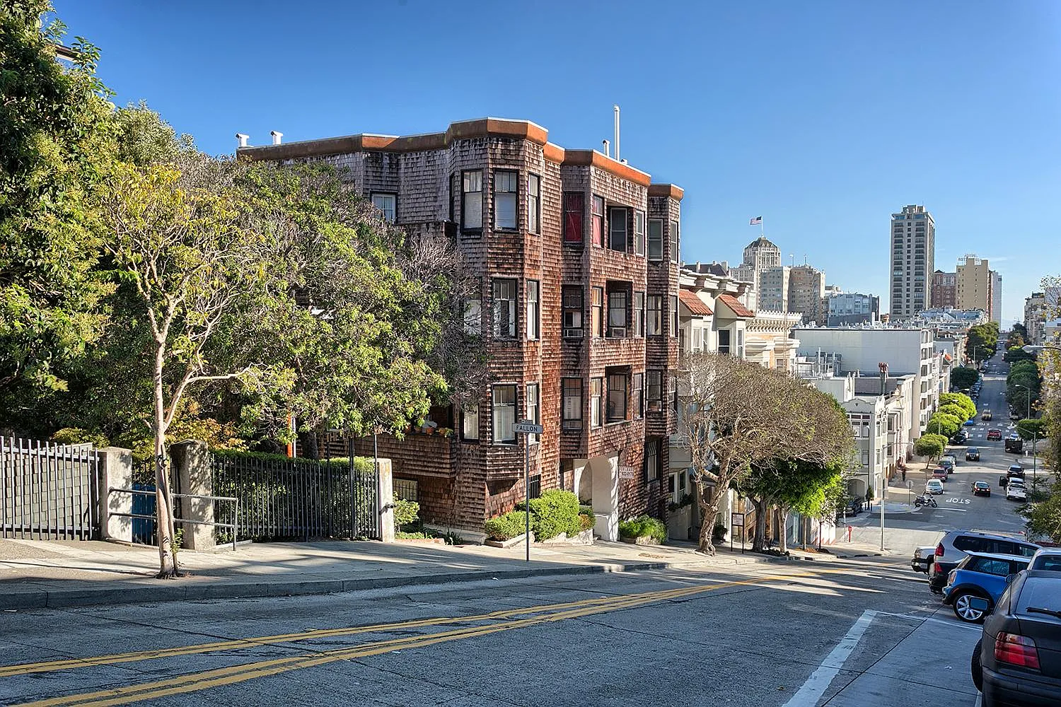 1644 Taylor St — Photo 1