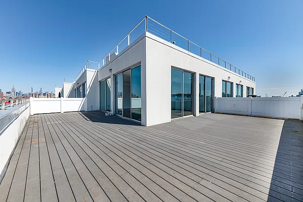 Rented by REAL New York | media 28