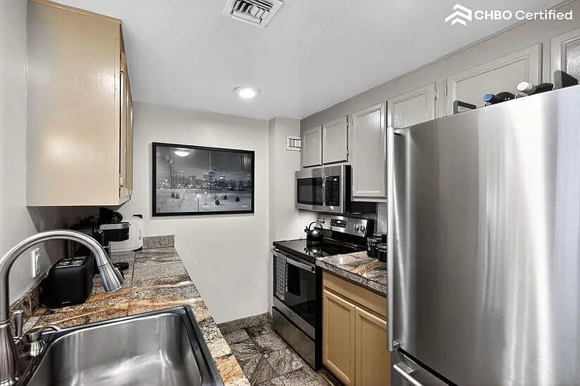 Furnished Executive Condo Downtown LODO — Photo 3