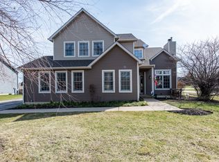 300 Old Darby Ln, Winthrop Harbor, IL 60096