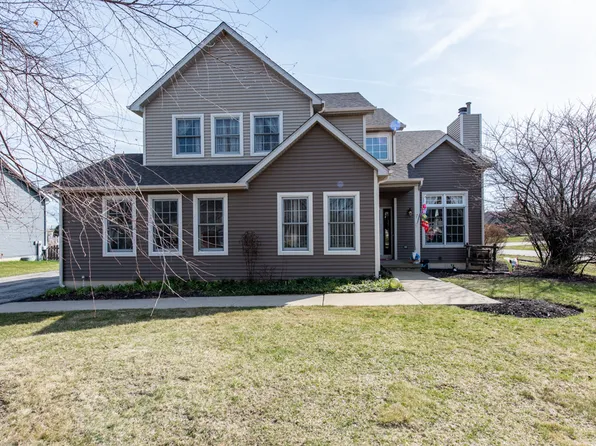 300 Old Darby Ln, Winthrop Harbor, IL 60096