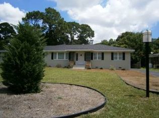 111 Wintergreen Rd, Wilmington, NC 28409