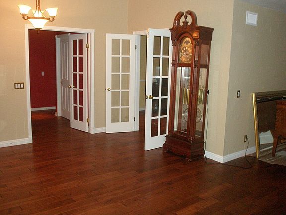 5th image of 503 Great Bend Dr