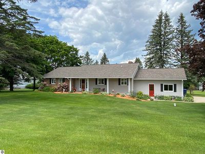 119 Doral Dr, Cadillac, MI, 49601