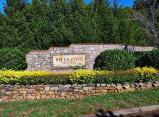 469 Red Hill Ln, Greenback, TN 37742