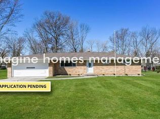 5140 W Park Dr, North Olmsted, OH