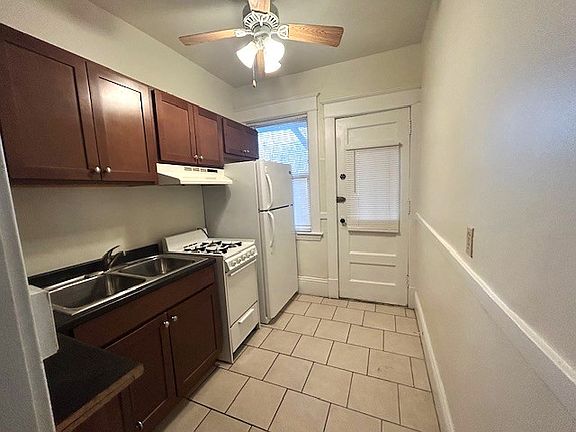 4th image of 2601 Humboldt Ave S