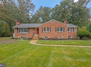 8807 Southwick St, Fairfax, VA 22031