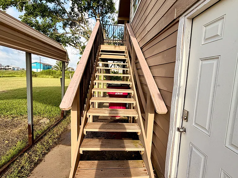 219 Flamingo St — Photo 23