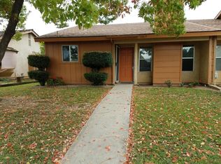 1463 E Millard Way, Dinuba, CA 93618