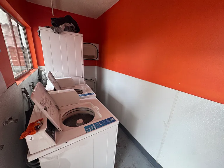 546 Cherry Ave #10 — Photo 4
