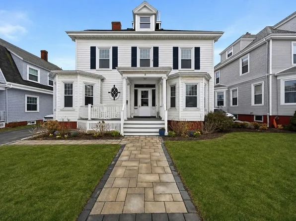 15 Grosvenor Park, Lynn, MA 01902