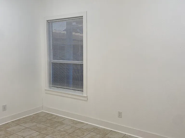 5201 Leeland St #1 — Photo 11