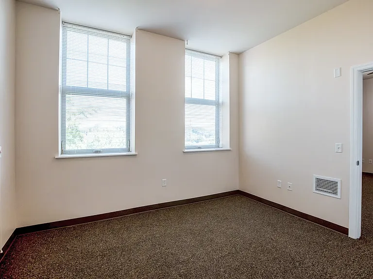 Mt. Nazareth Commons Apartments — Photo 7