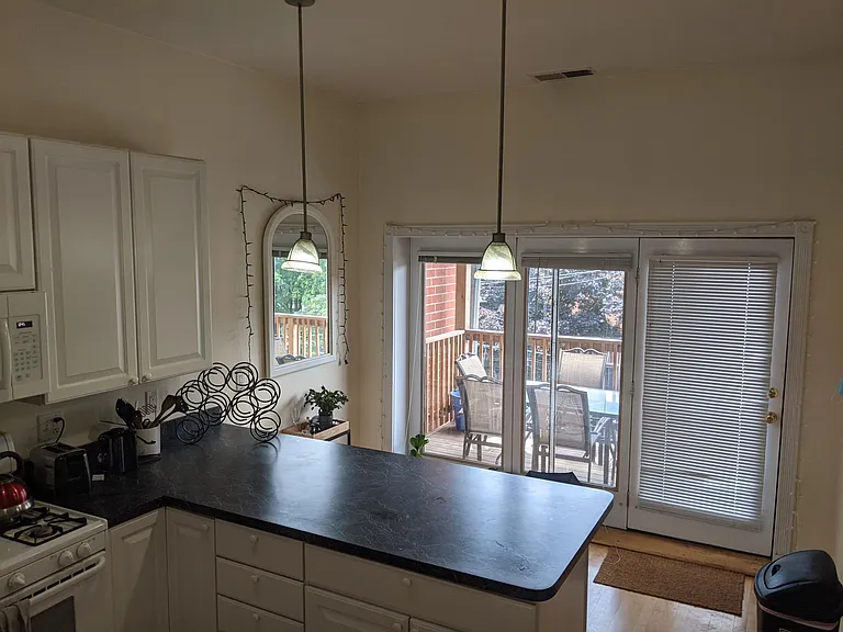 2764 N Lincoln Ave #3 — Photo 7