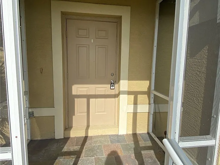2136 NW 22nd Pl — Photo 3