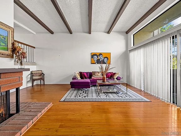 3rd image of 3878 La Jolla Village Dr