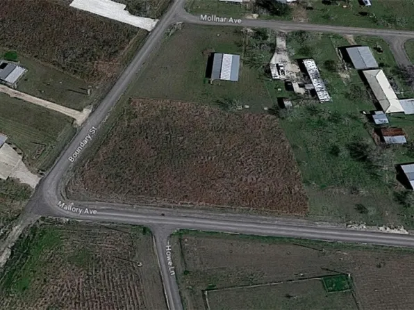 159 Mallory Ave, Port Lavaca, TX 77979