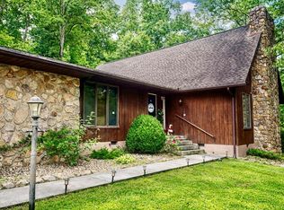 347 Branham Hts, Pikeville, KY 41501