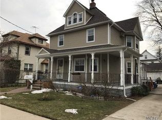 13921 248th St, Jamaica, NY 11422