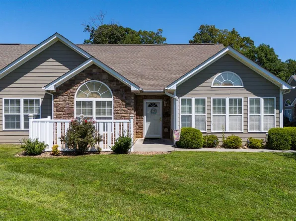 1269 Jefferson Way, Forest, VA 24551