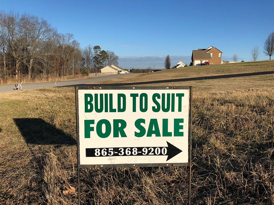 2nd image of 535 Lauren Ln