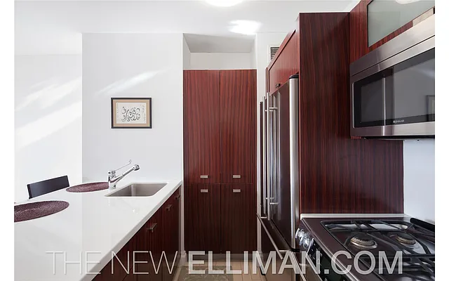Rented by Douglas Elliman | media 21