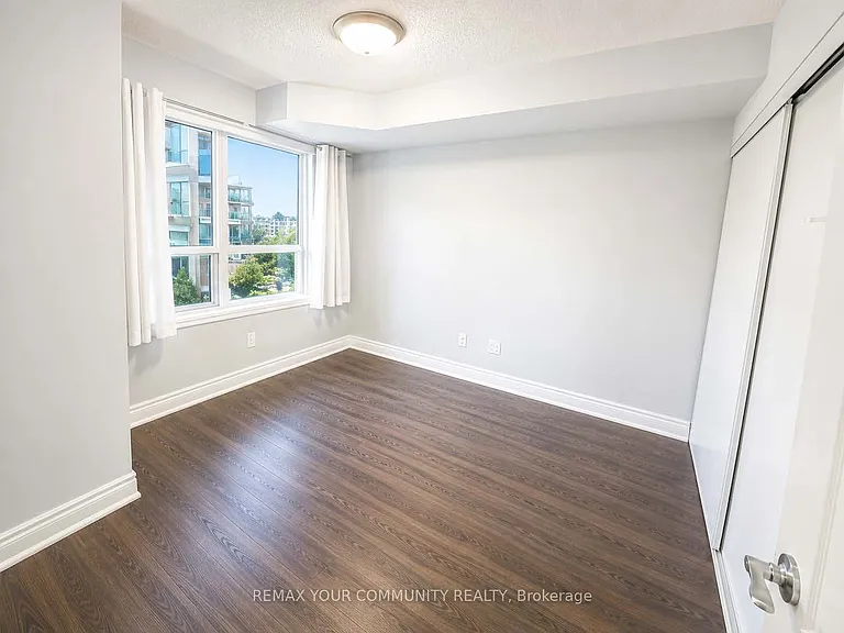 48 Suncrest Blvd #522 — Photo 5