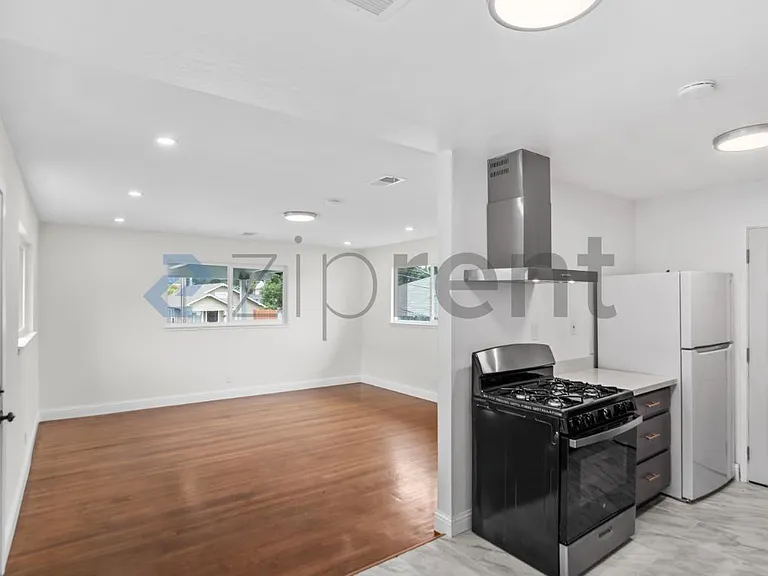 3579 Galindo St — Photo 12