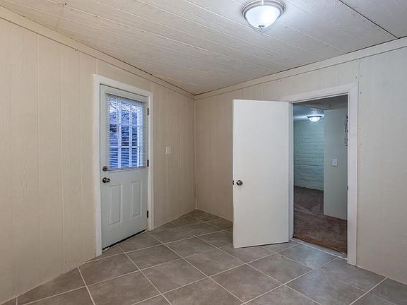 5th image of 6388 West Ct