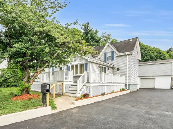 15 Spring St, Stoneham, MA 02180