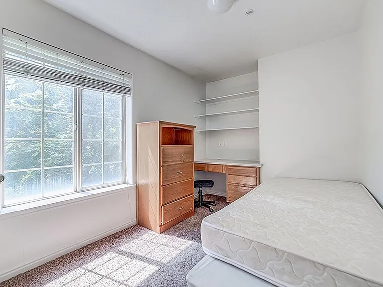 567 N University Ave #110 — Photo 9