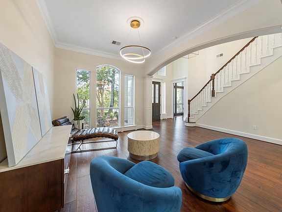 4th image of 90 W Horizon Ridge Pl
