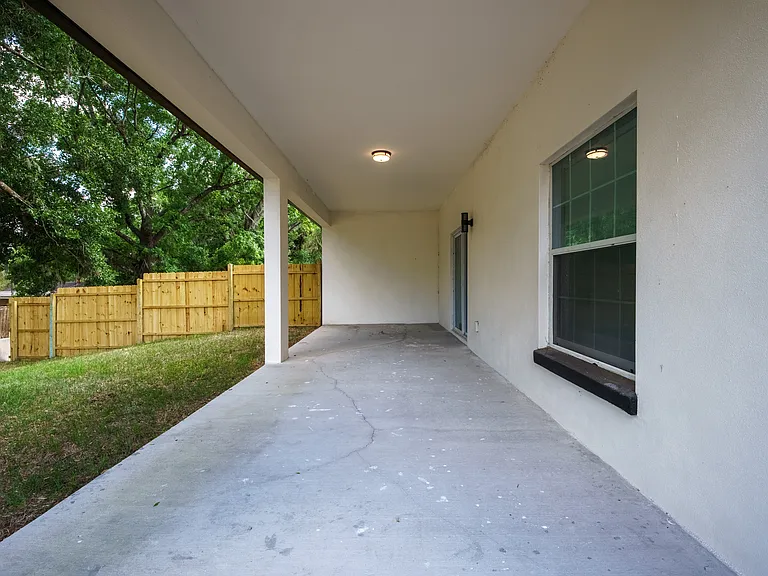 210 Parrotte Ct — Photo 66