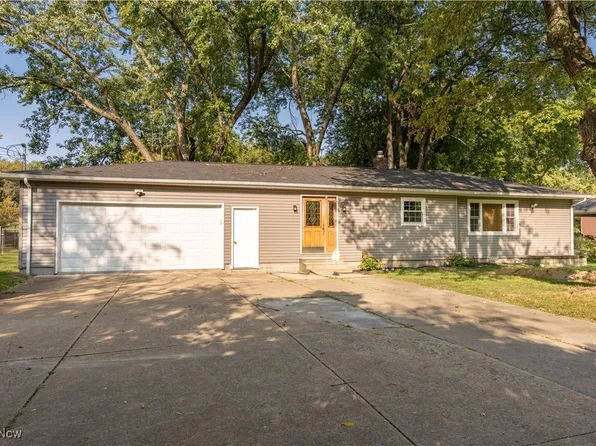 4628 Arlington Rd, Uniontown, OH 44685