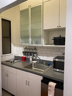 Rented by Sandra Greer Real Estate | media 9