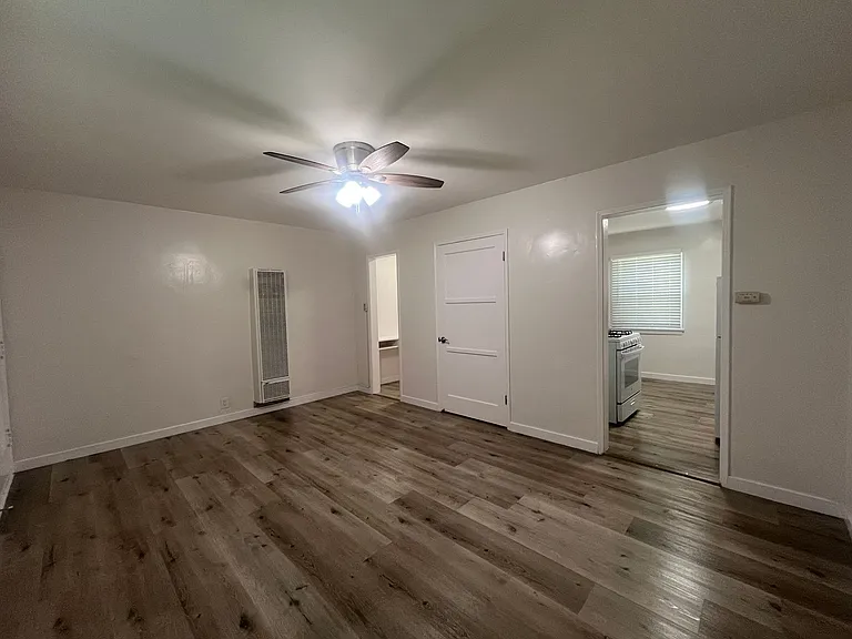 1133 Locust Ave Long Beach, Ca 90813-3262 — Photo 3