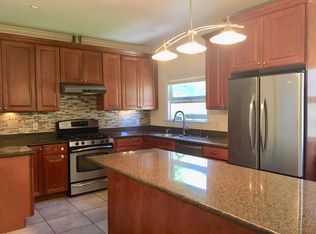 386 63rd St, Oakland, CA 94618