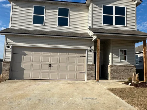 55 Elm St, Pell City, AL 35125