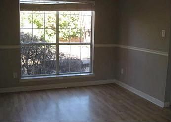 3rd image of 2516 Windchase Dr