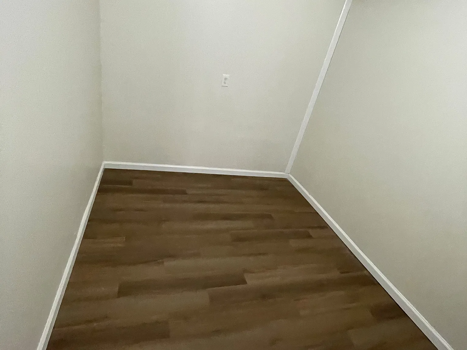 3 bed, 1200 sqft, $1,650 — Photo 2