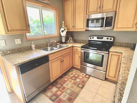 4th image of 34354 Laura Way