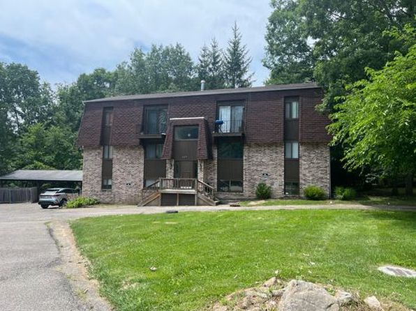 1667 Timber Ct APT 1, Niles, OH 44446