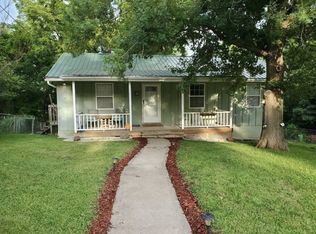 9625 Hiram Ct, Orrick, MO 64077